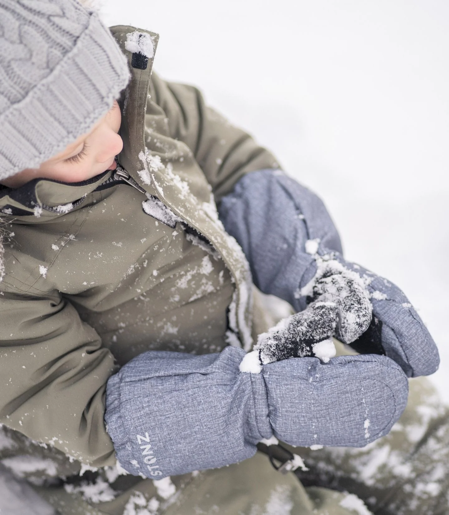 Snow Mitt Kid - Easy-on, Insulated, Waterproof Mittens - Image 22